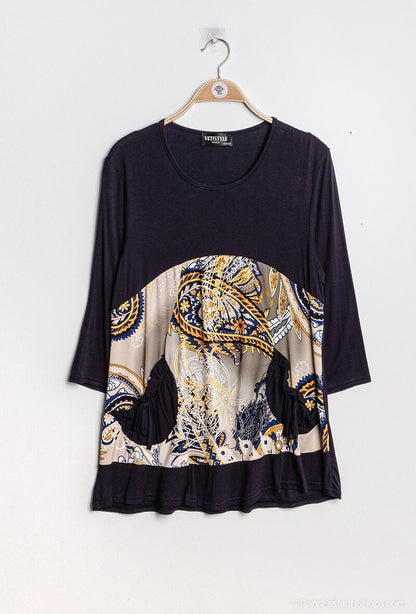 Blouse with printed yoke - Stora Storlekar