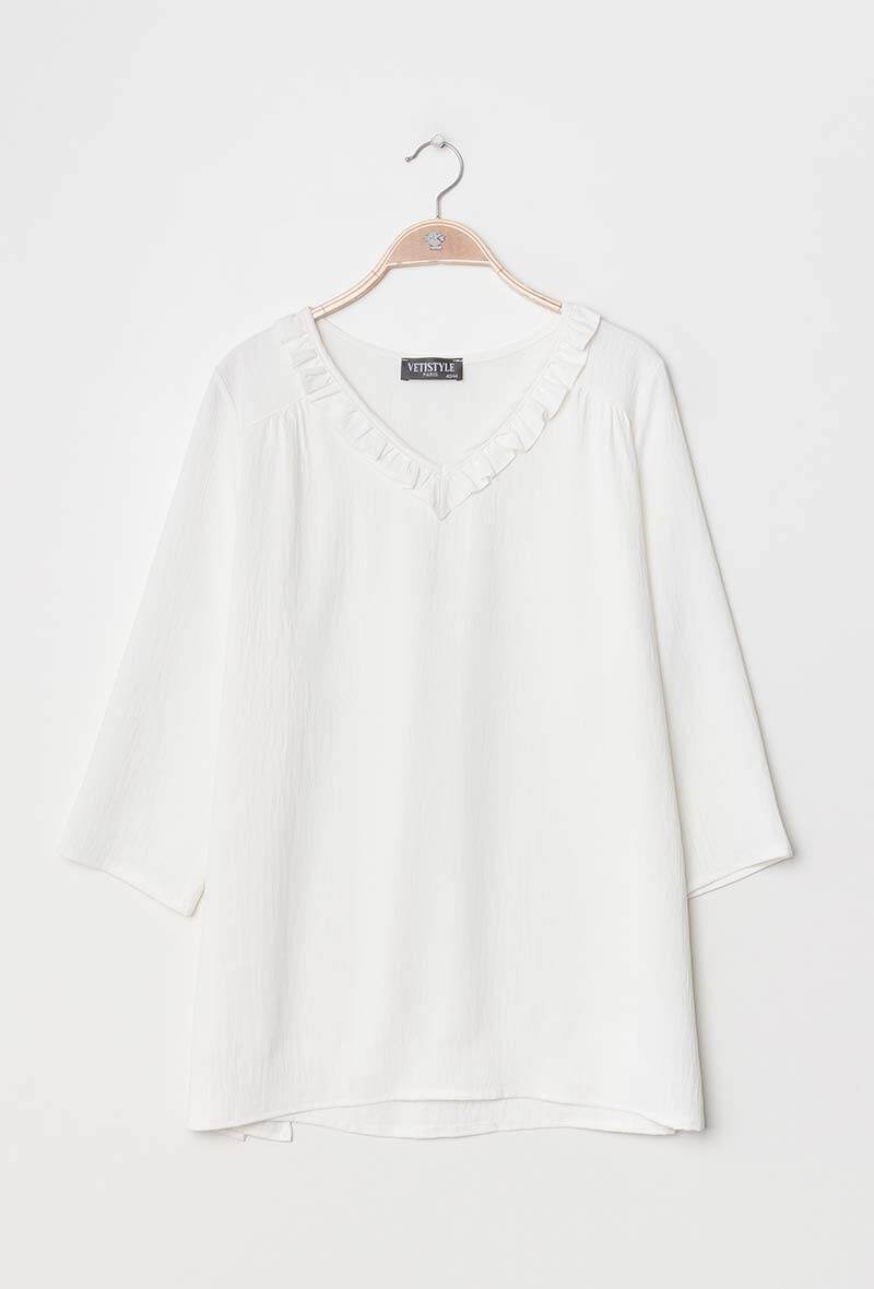 Blouse with ruffles - Stora Storlekar