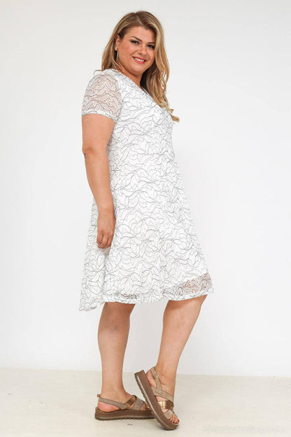 Lace Dress - Stora Storlekar