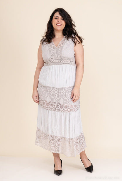 Lace dress - Stora Storlekar