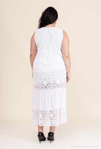 Lace Plus Size Dress - Vacker och Bekväm