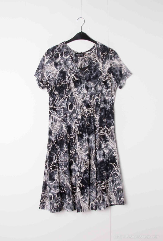 Lace printed dress doubled flared - Stora Storlekar