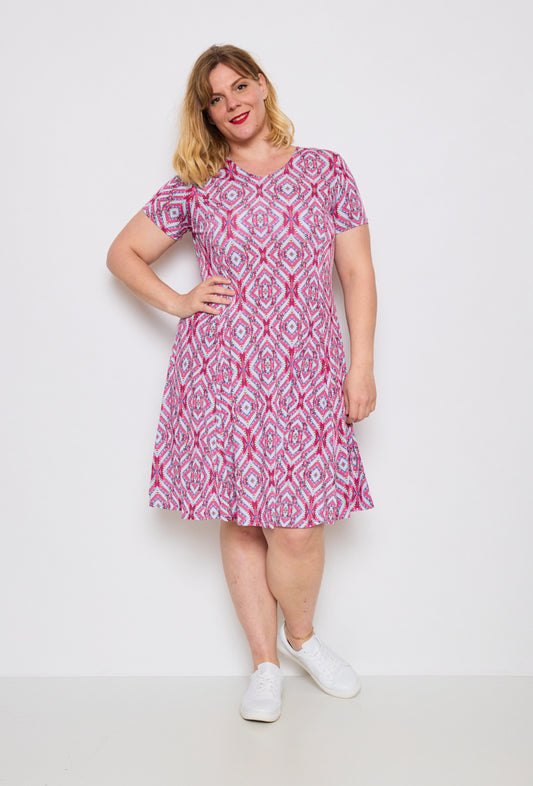 Flared printed dress - Stora Storlekar