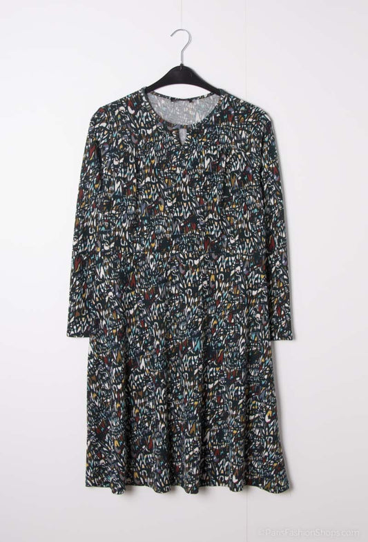 Flared printed dress - Stora Storlekar