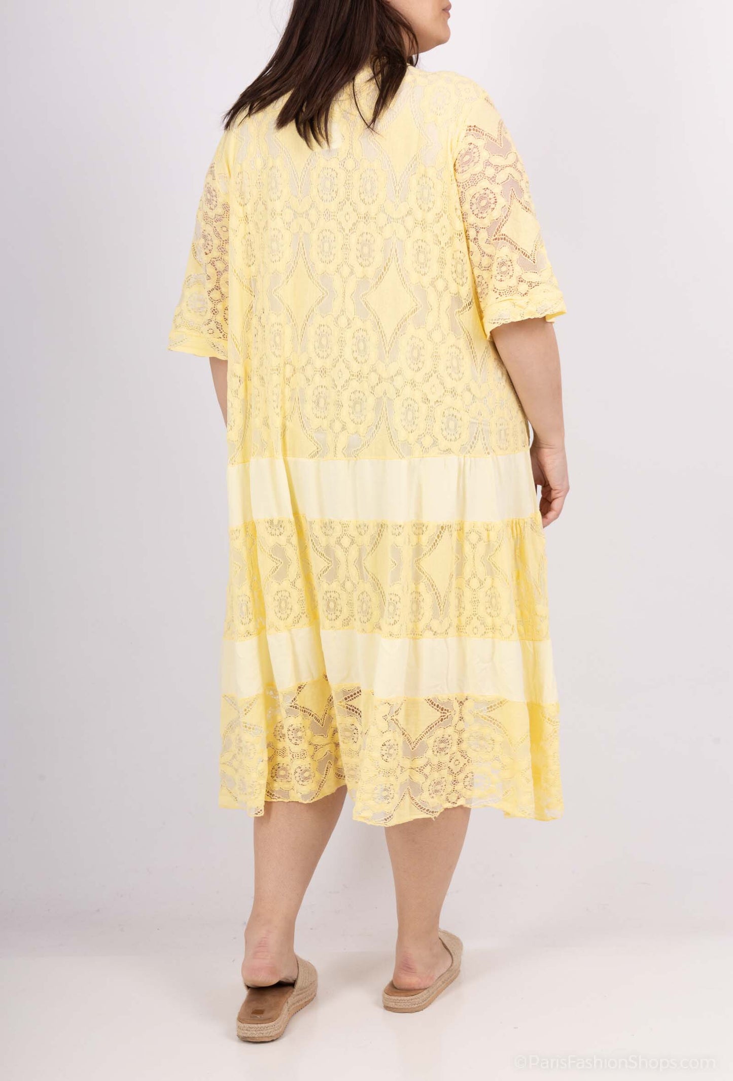 Lace Midi Dress with Overlay Effect - Stora Storlekar